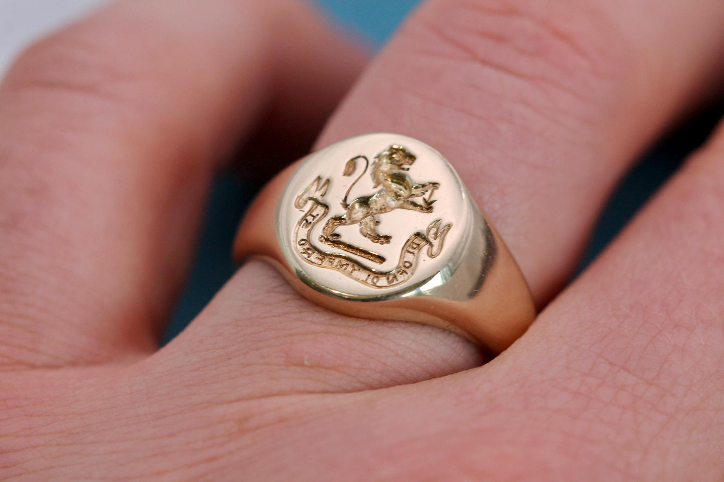 Vintage 9ct Gold Intaglio Lion "Fearless in his pride" Welsh Signet Ring, 1963