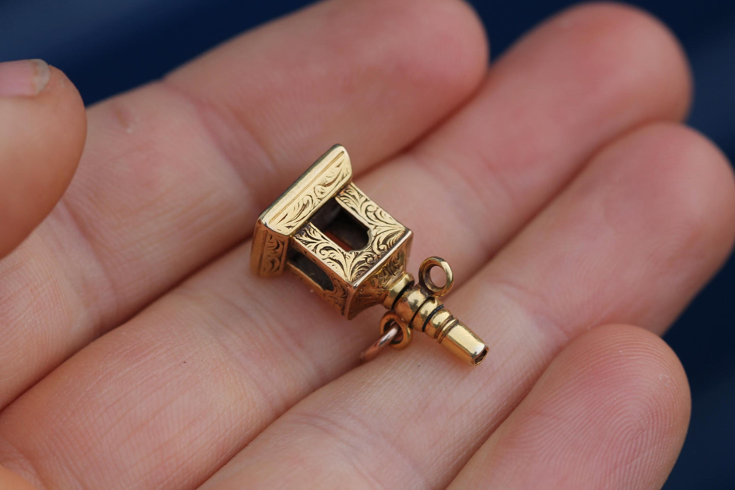 Antique 15ct Gold Watch Key Intaglio Dove "I bring happiness" , c.1880