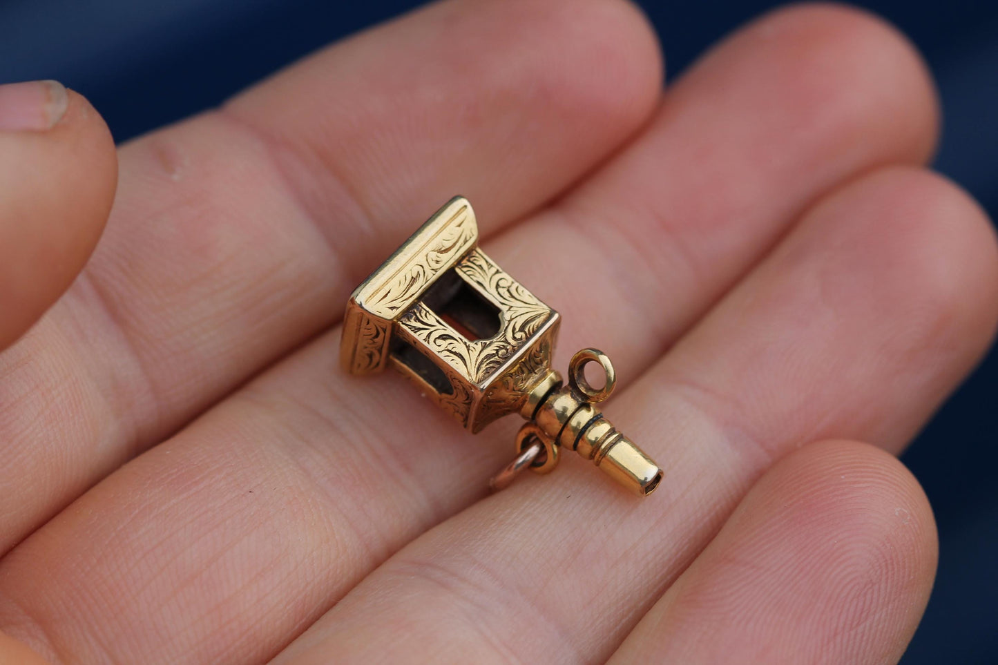 Antique 15ct Gold Watch Key Intaglio Dove "I bring happiness" , c.1880
