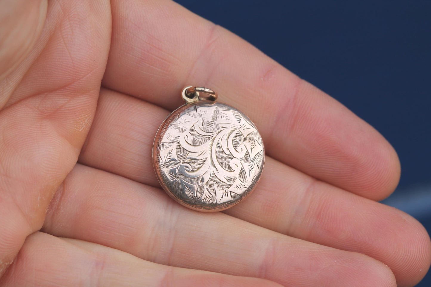 Antique 9ct Gold Heart Motif Triple Locket