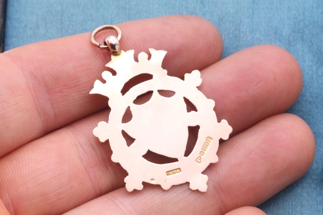 Antique 9ct Gold Chased Shield Motif Pendant, 1911