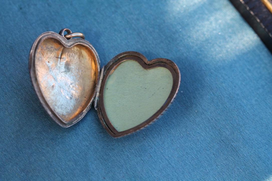 Antique 9ct Rose Gold Heart Locket, c.1890