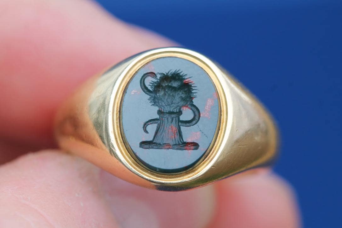 Antique 18ct Gold Bloodstone Intaglio Snake & Wheatsheaf Signet Ring