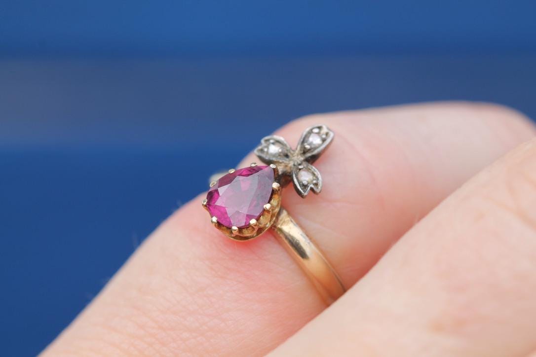 Antique Victorian 18ct Gold Ruby & Diamond Orb Ring, c.1880