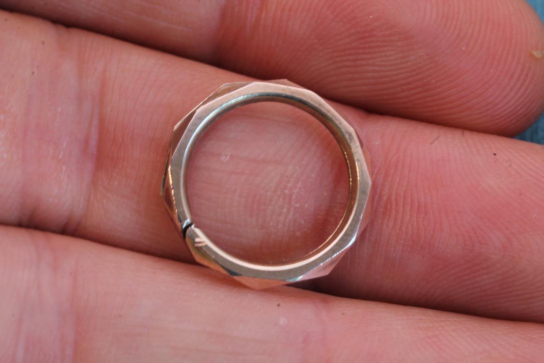 Antique 9ct Rose Gold Faceted Split Ring, c.1860