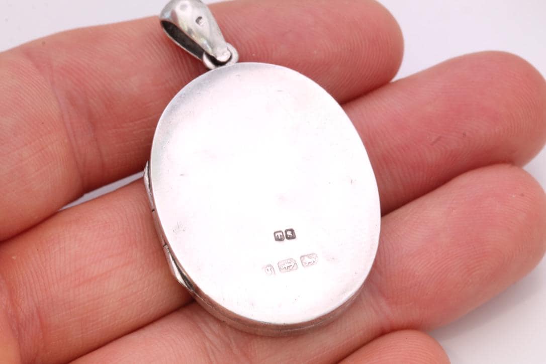 Antique Victorian Sterling Silver Ivy Chased Locket, 1881