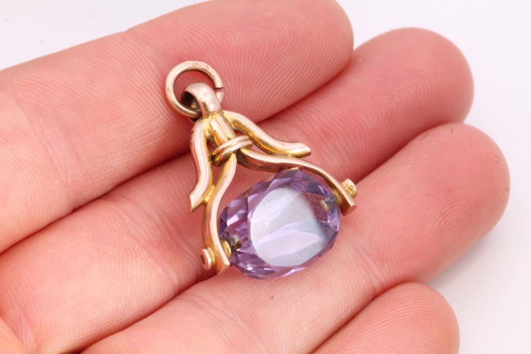 Antique-9ct-Gold-Amethyst-Spinner-Pendant