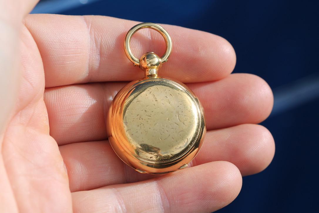 Antique-9ct-Gold-Filled-Sovereign-Case-A.L.-Dennison,-c.1900