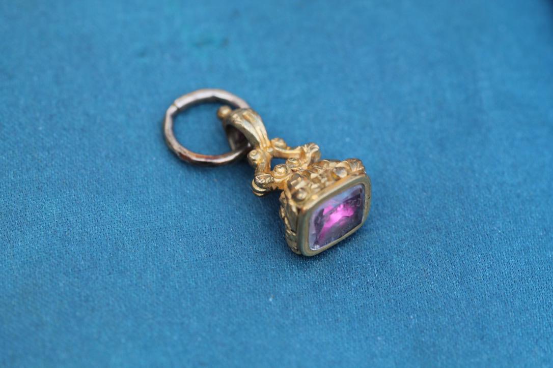 Antique 9ct Rolled Gold Intaglio "Unity" Seal Pendant, c.1880