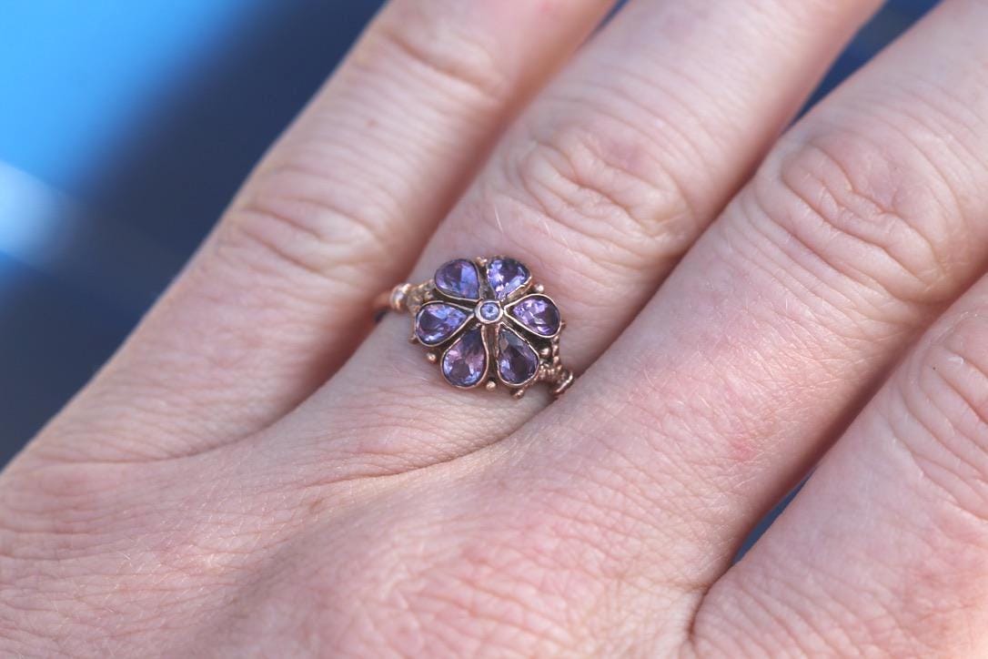 Antique Edwardian 9ct Rose Gold Amethyst Flower Cluster Ring, c.1901
