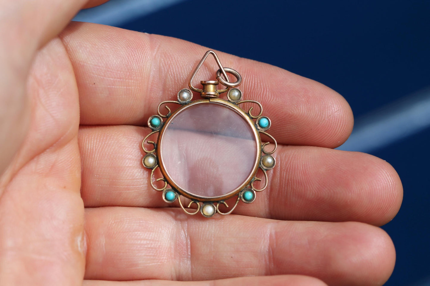 Antique 9ct Gold Glass Locket | Turquoise & Seed Pearl Border | c.1901