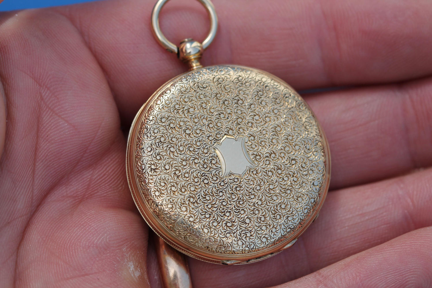 Antique 18ct Gold Swiss Ladies Pocket Watch | Chased Dog Scene | c.1880