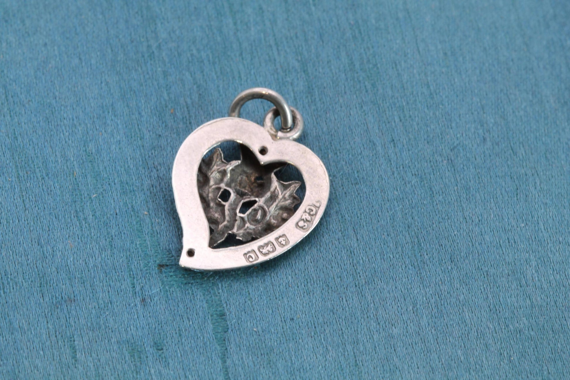 Antique-Sterling-Silver-Heart-Pendant-|-Thistle-Detail-|-1902