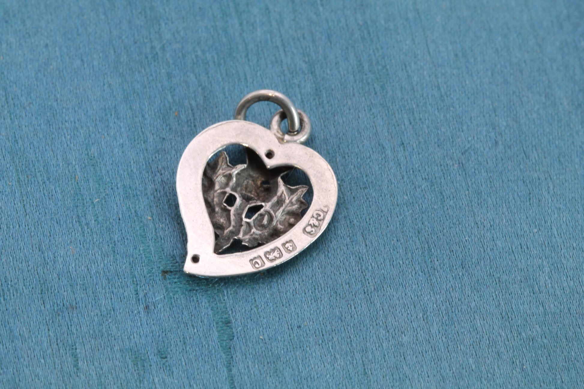 Antique-Sterling-Silver-Heart-Pendant-|-Thistle-Detail-|-1902
