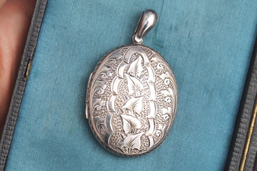 Antique Victorian Sterling Silver Locket | Chased Ivy Design | 1881