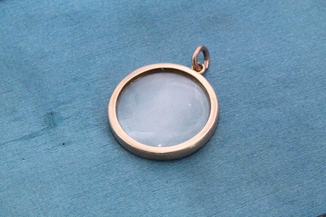 Antique 9ct Gold Open Face Glass Locket, c.1910