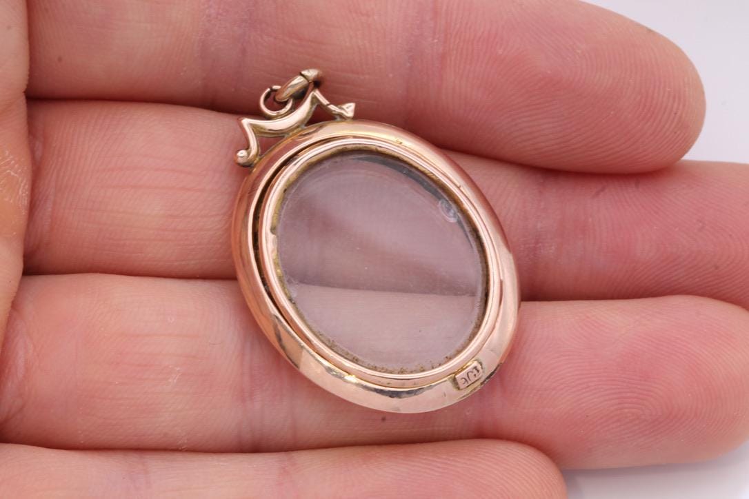Antique Edwardian 9ct Gold Oval Glass Locket