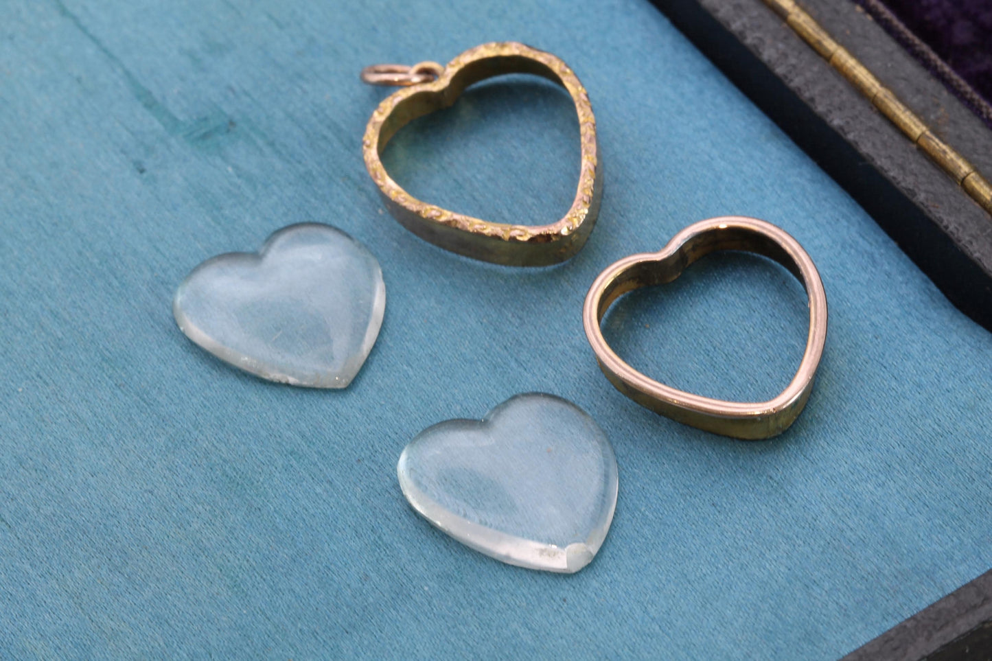 Antique 9ct Gold Heart Pendant With Glass Panels | Keepsake Locket | Edwardian