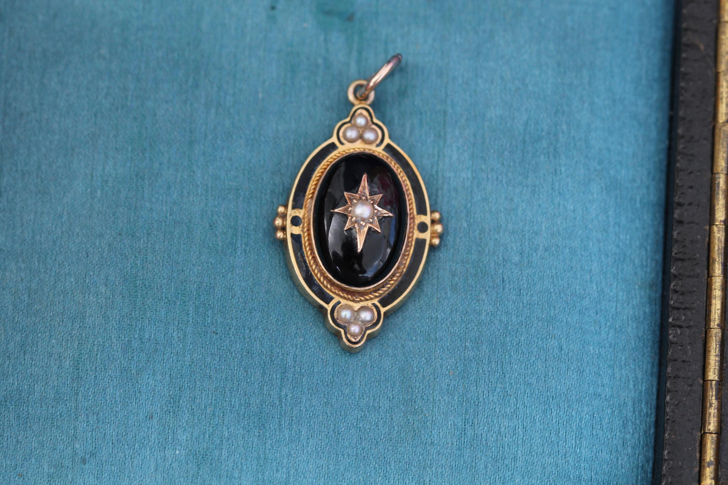 Antique 15ct Gold Pendant | Onyx Cabochon | Black Enamel | Seed Pearls | c.1860