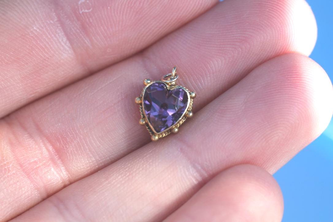 Antique 15ct Gold Small Heart Amethyst Pendant, c.1901