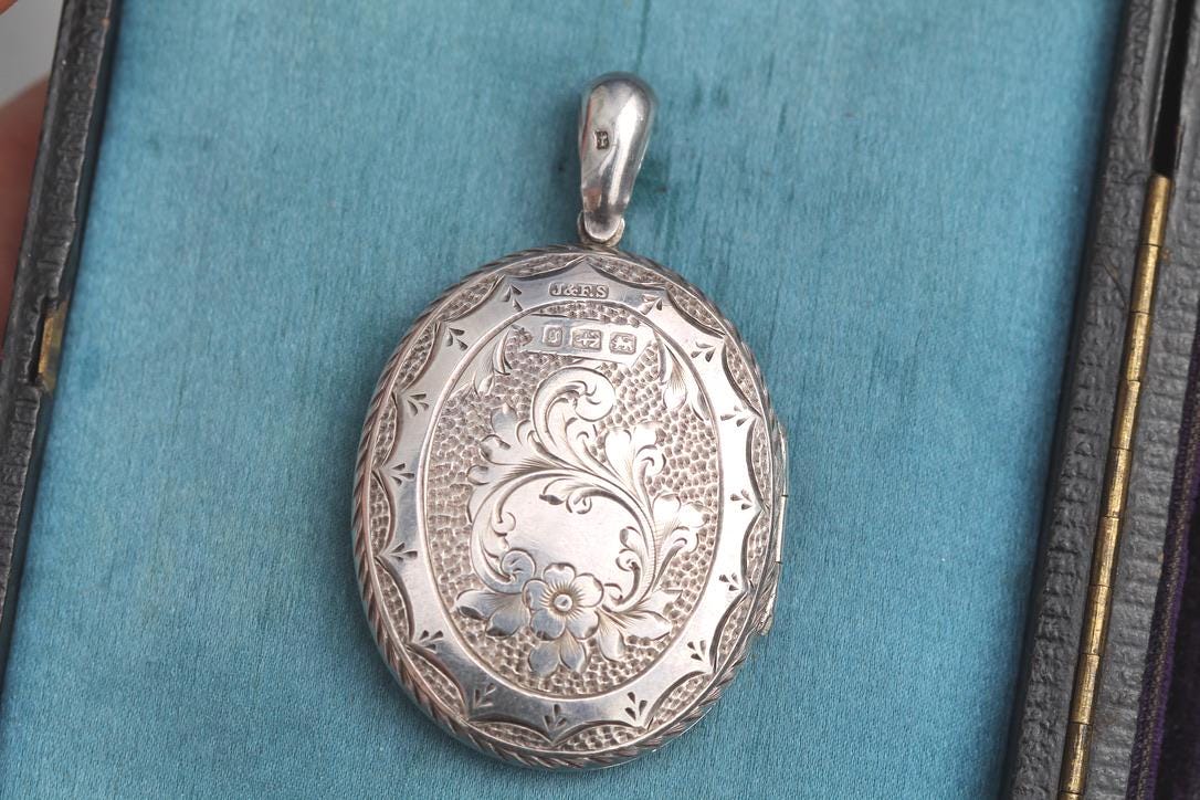 Antique Victorian Sterling Silver Locket | Chased Ivy Design | 1881