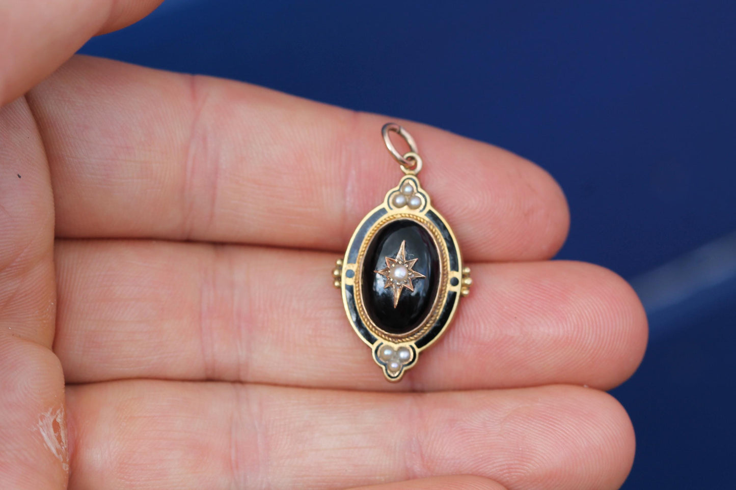 Antique 15ct Gold Pendant | Onyx Cabochon | Black Enamel | Seed Pearls | c.1860