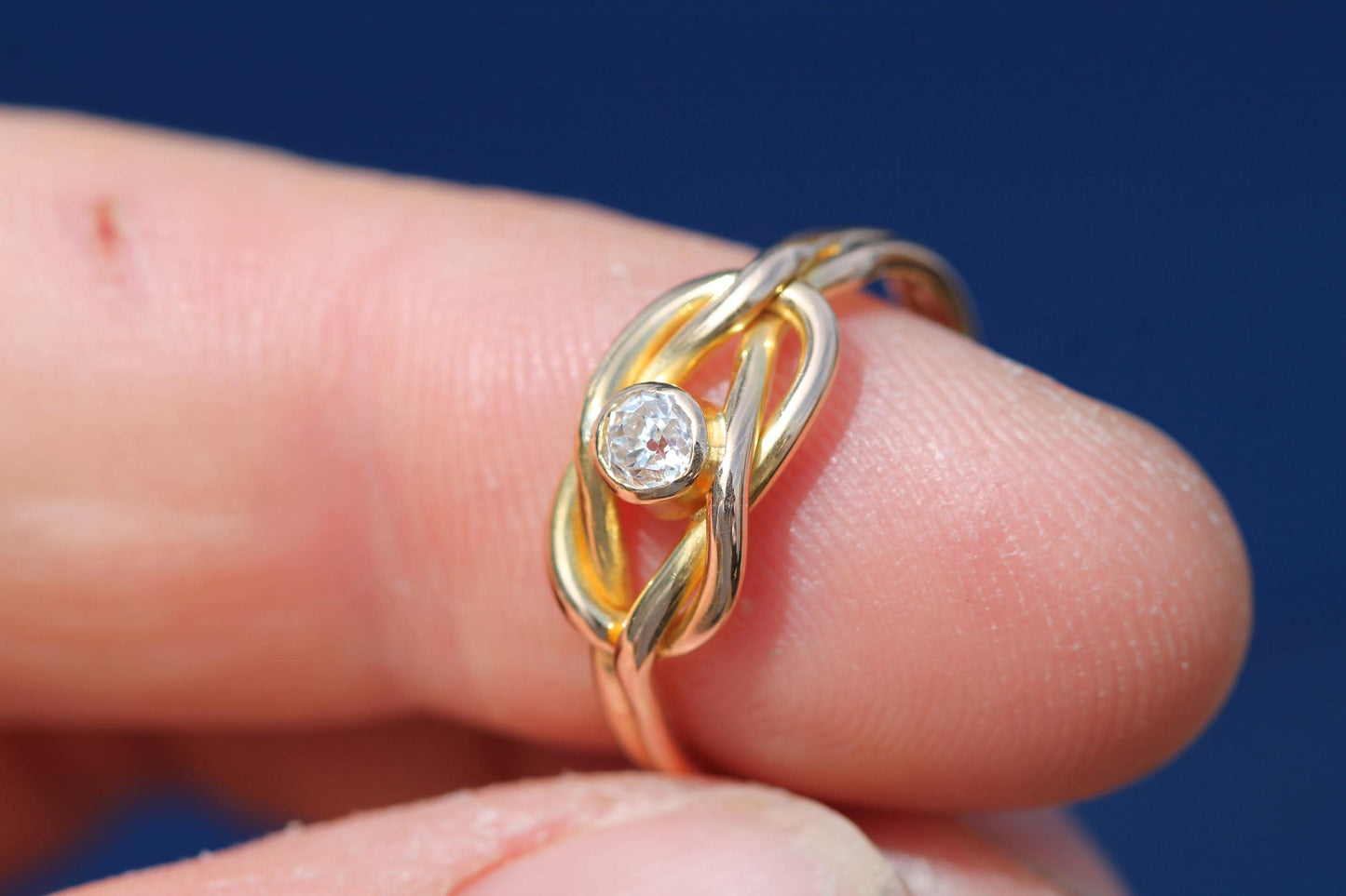 Antique 18ct Gold Lover's Knot Ring | Old Mine Cut Diamond | Victorian c.1880