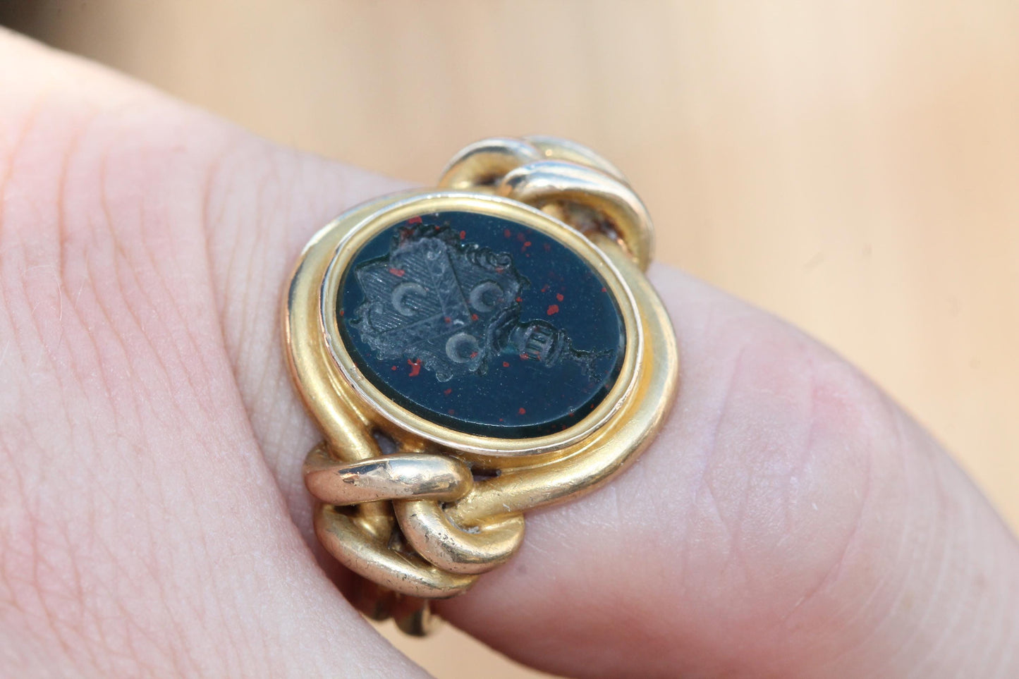 Antique 18ct Gold Bloodstone Signet Ring | Knight's Helmet Intaglio | Heraldic Crest | c.1854