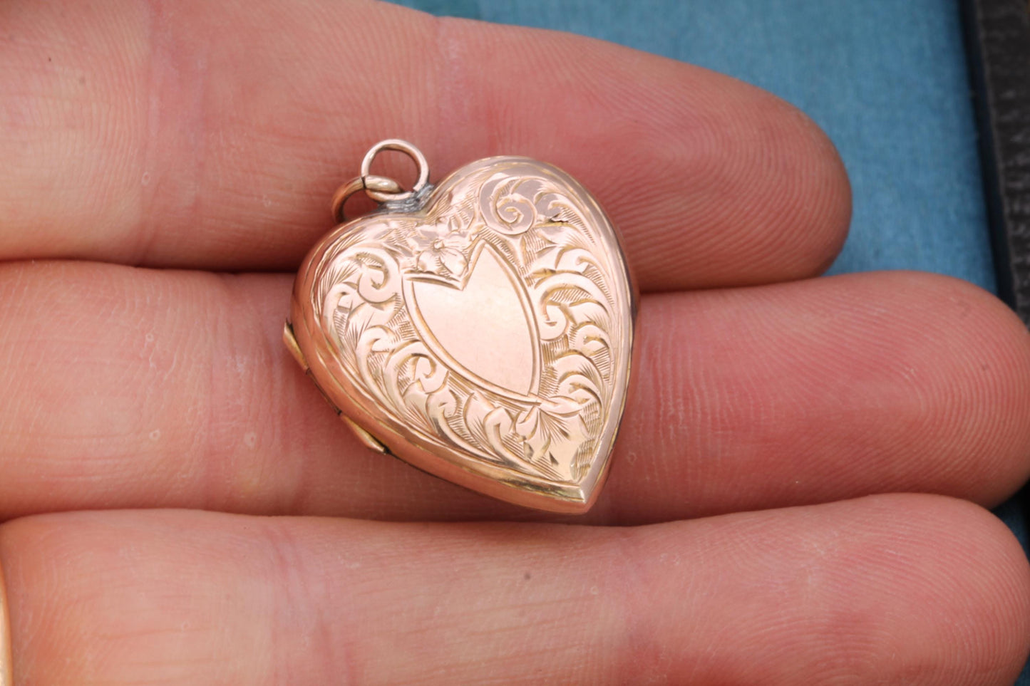 Antique 9ct Rose Gold Heart Locket | Floral Chasing | Edwardian