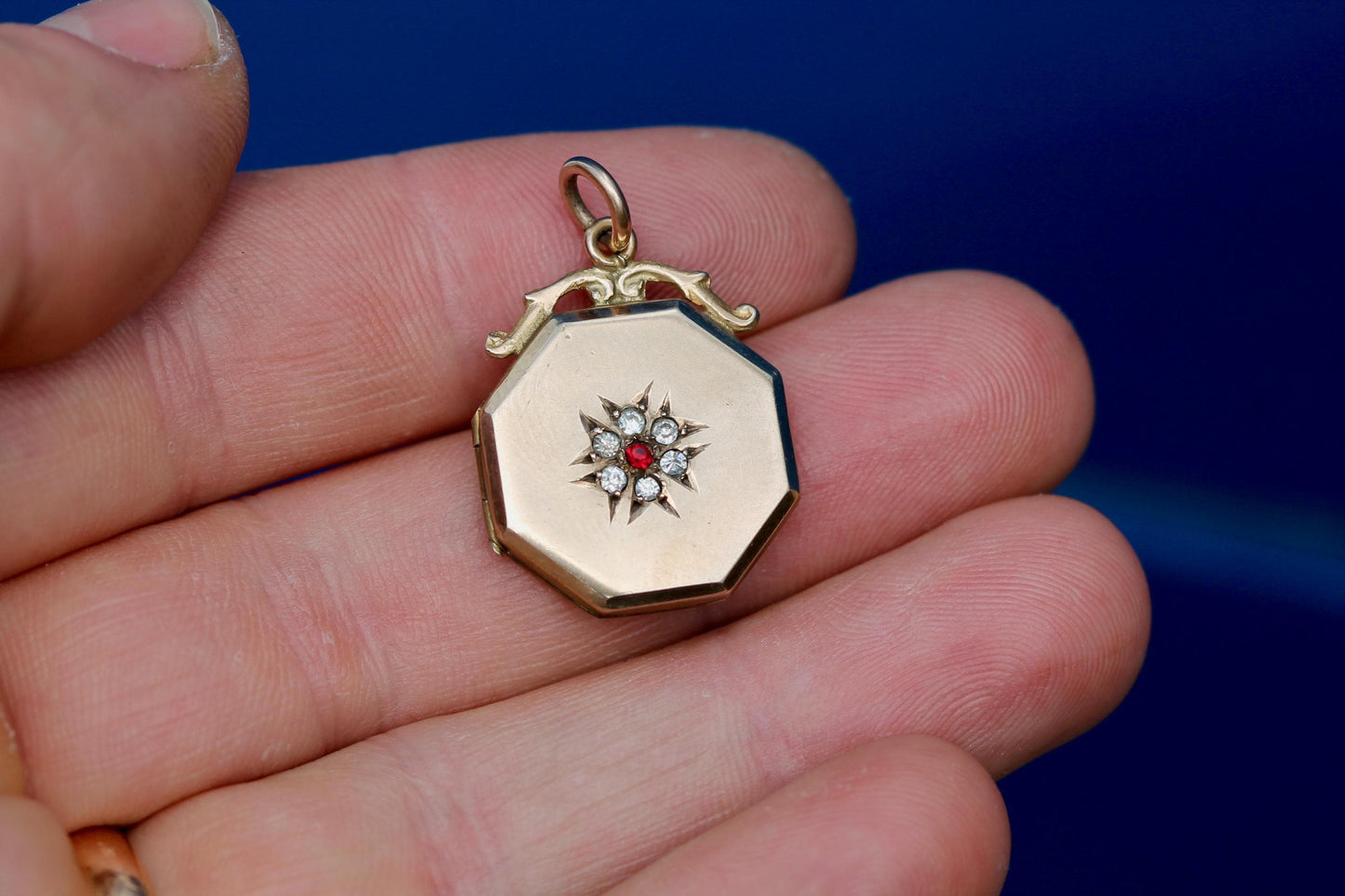 Antique 9ct Gold Octagonal Locket | White & Red Paste Flower | Edwardian