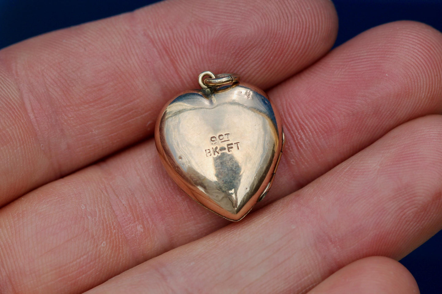 Vintage 9ct Gold Heart Locket | Cross Motif | Double Keepsake | c.1970