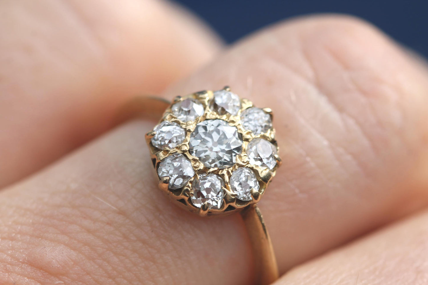 Antique 18ct Gold Old Mine Cut Diamond Cluster Ring | Victorian c.1890