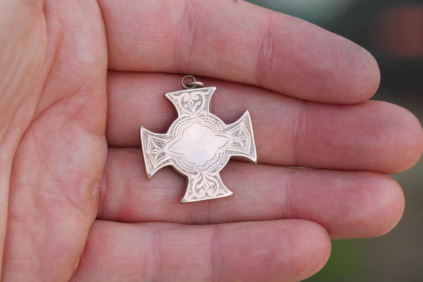 Antique 9ct Gold Maltese Cross Pendant | Sardonyx Locket Panel | Victorian