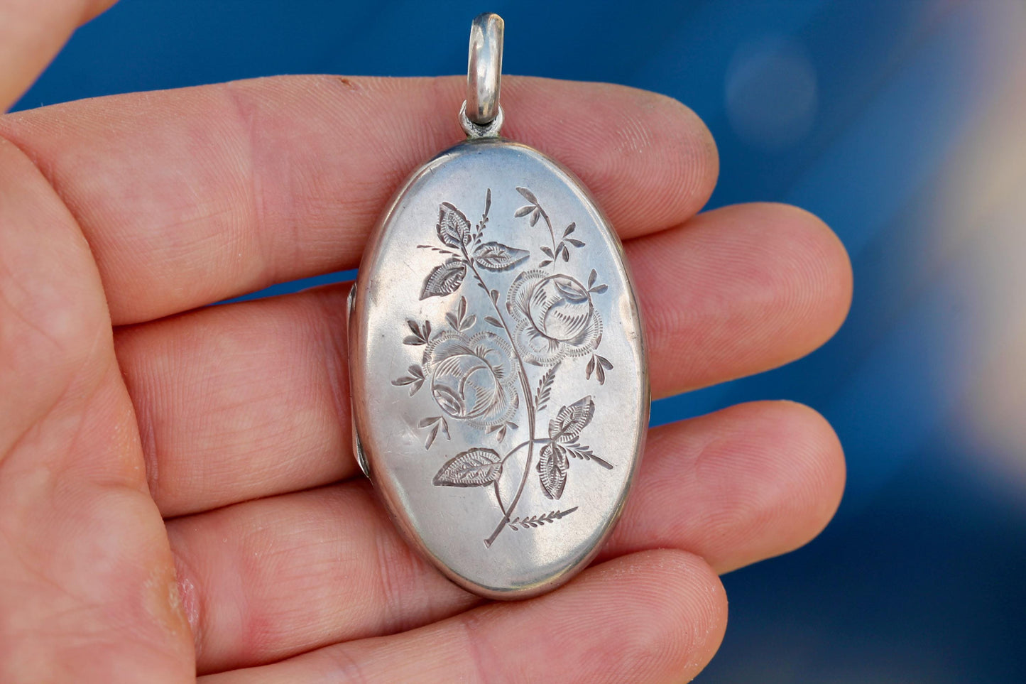 Antique Sterling Silver Locket | Rose Chasing | Birmingham 1881