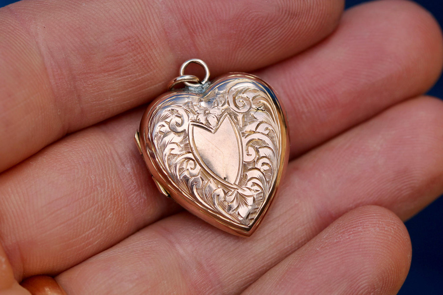 Antique 9ct Rose Gold Heart Locket | Floral Chasing | Edwardian
