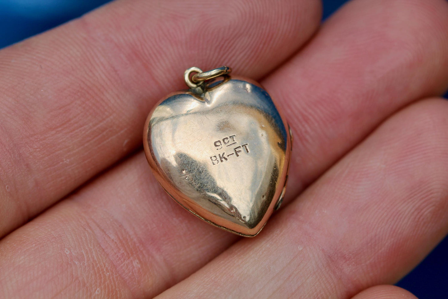 Vintage 9ct Gold Heart Locket | Cross Motif | Double Keepsake | c.1970