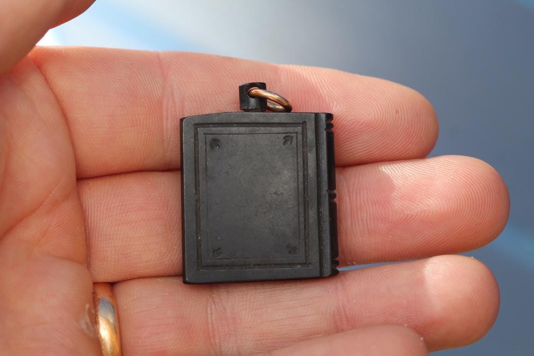 Antique Whitby Jet Book Pendant | Floral Carving | 9ct Gold Jump Ring | Victorian
