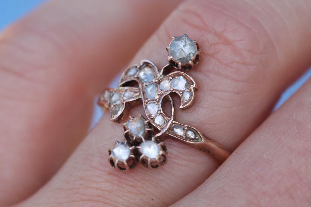 Antique 9ct Gold Georgian Diamond Ring | Shamrock & Floral Design | c.1830