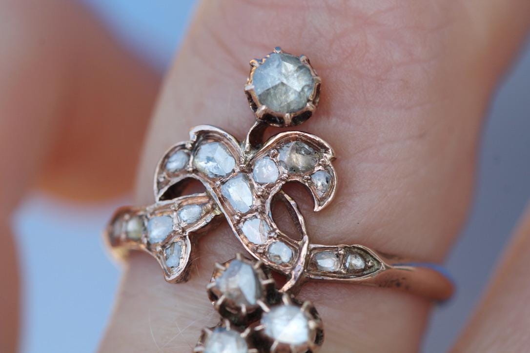 Antique 9ct Gold Georgian Diamond Ring | Shamrock & Floral Design | c.1830