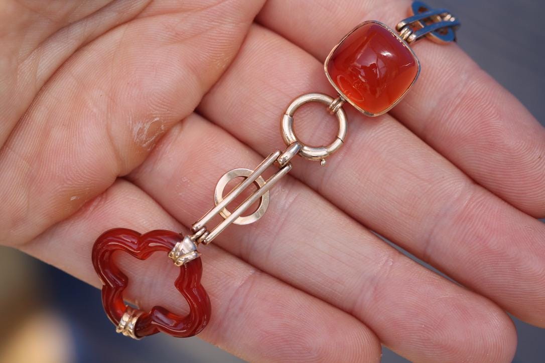 Antique 15ct Gold Bracelet | Sugarloaf Agate, Quatrefoil Links | Edwardian