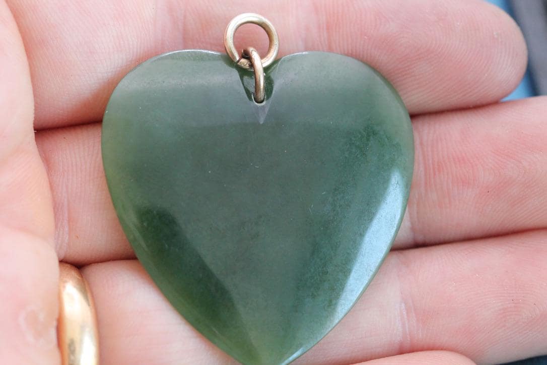 Antique New Zealand Nephrite Heart Pendant | Carved Kiwi Bird | c.1900
