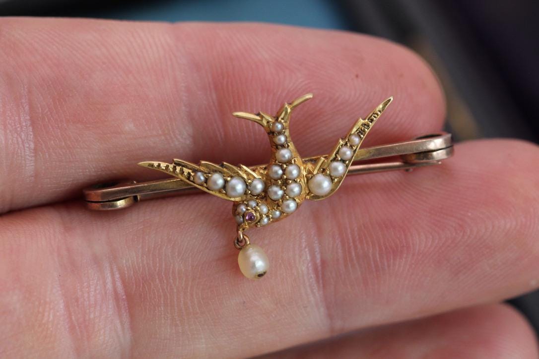 Antique 15ct Gold Swallow Brooch | Seed Pearls & Ruby | Edwardian