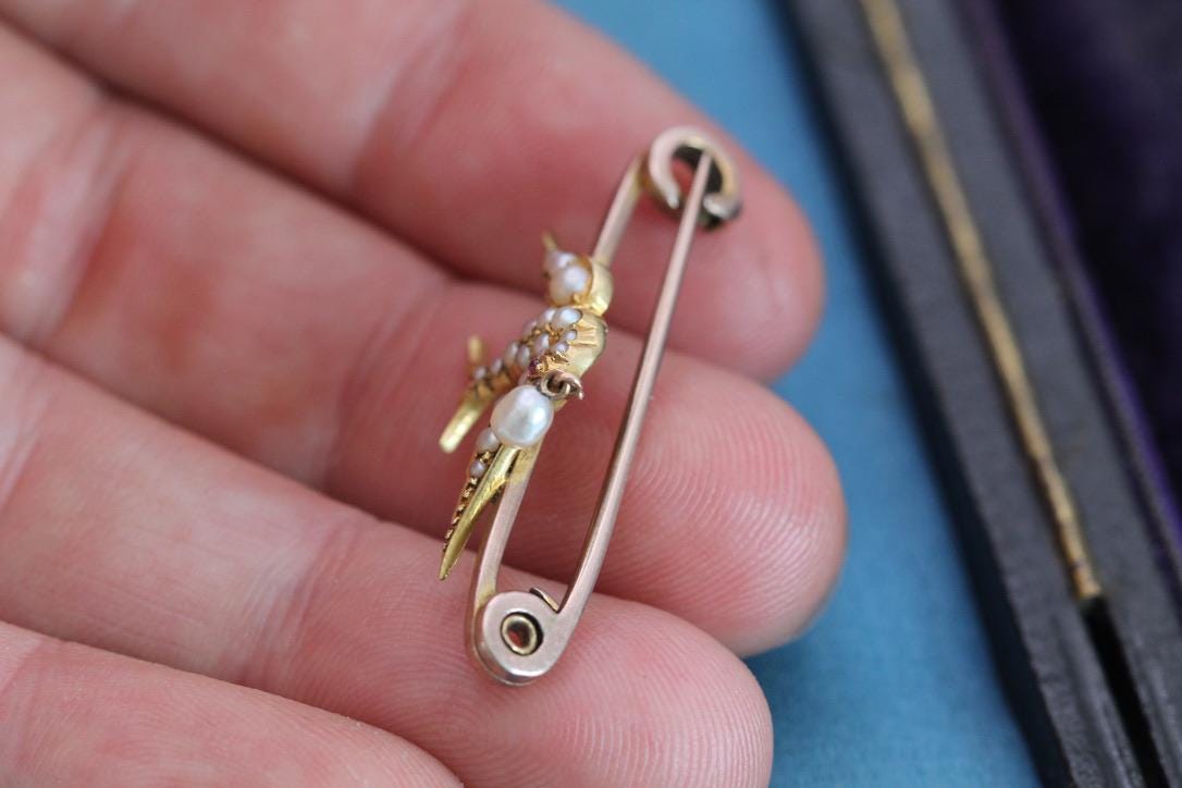 Antique 15ct Gold Swallow Brooch | Seed Pearls & Ruby | Edwardian