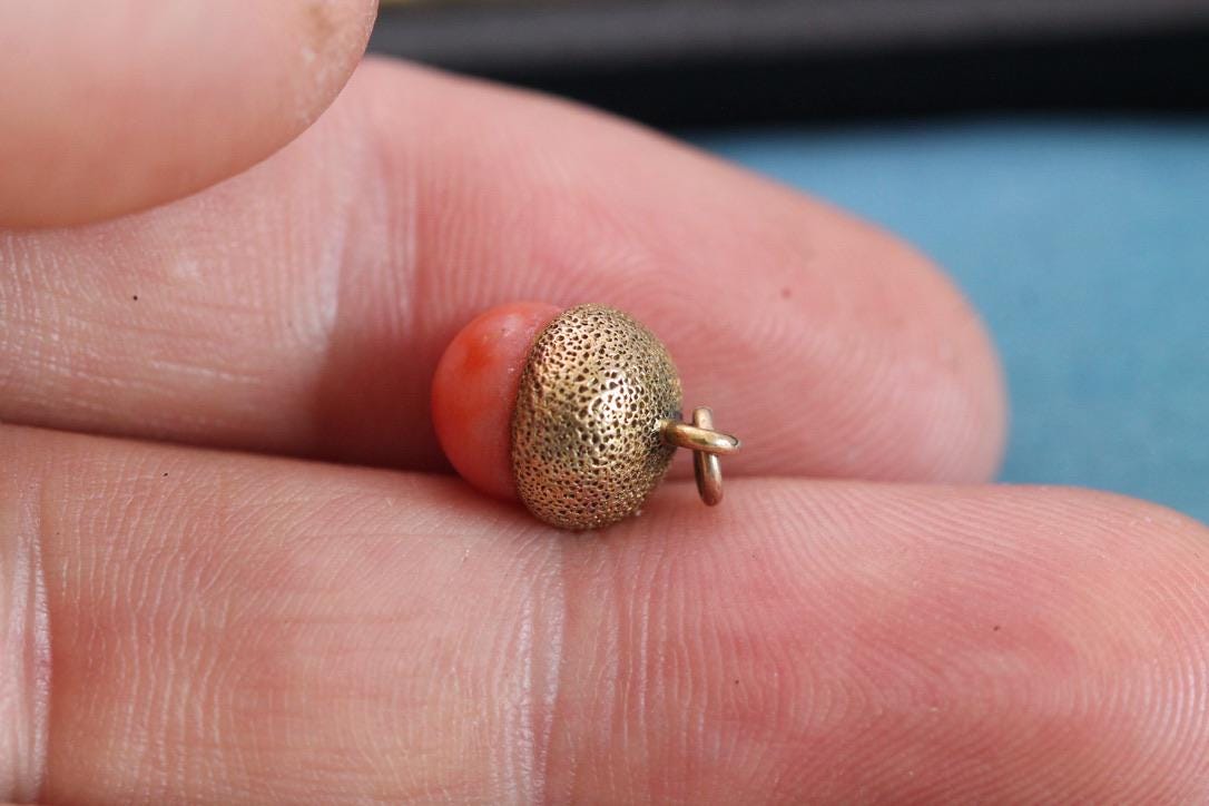 Antique 15ct Gold Acorn Charm | Polished Coral | Victorian
