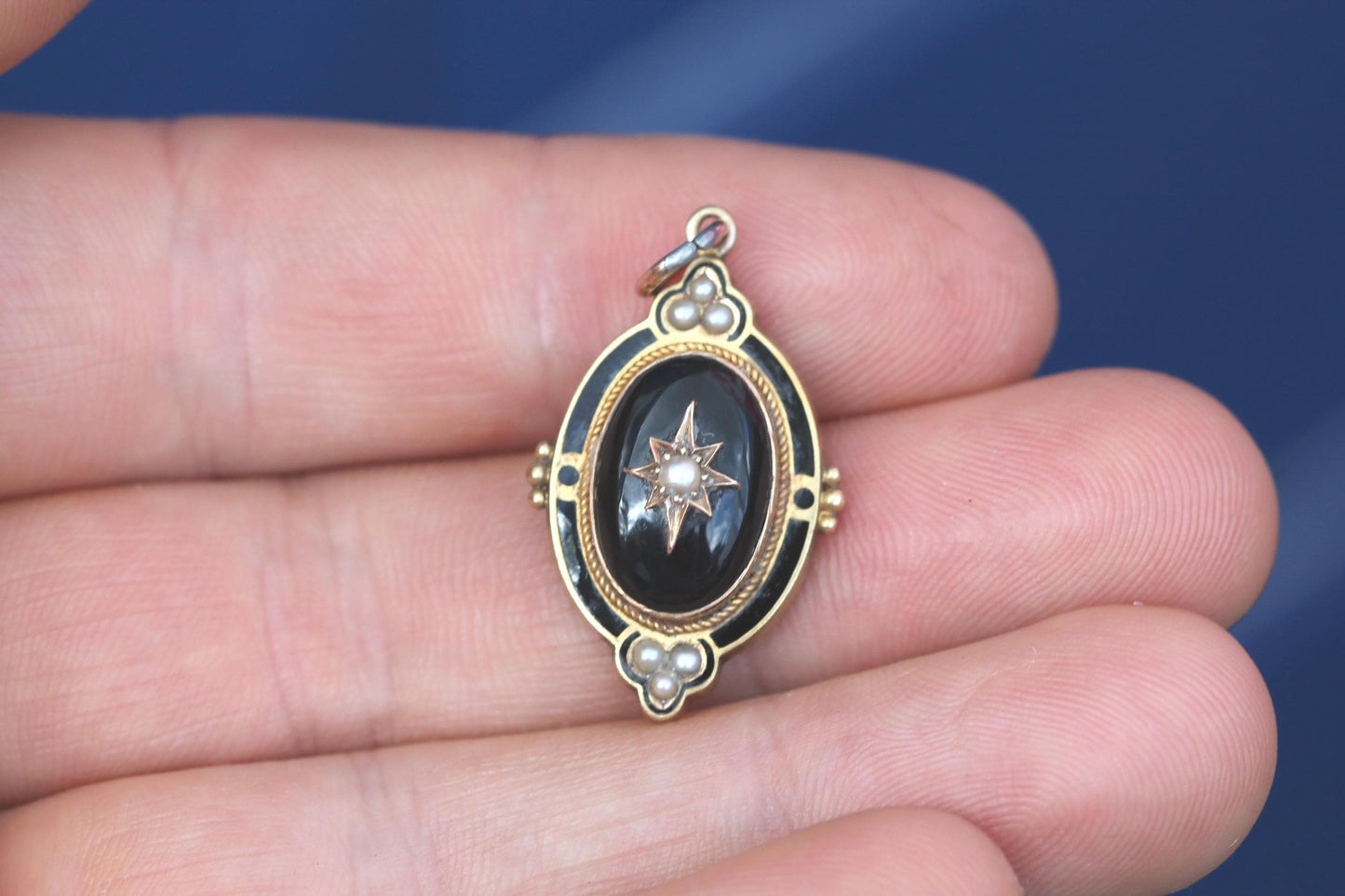Antique 15ct Gold Pendant | Onyx Cabochon | Black Enamel | Seed Pearls | c.1860