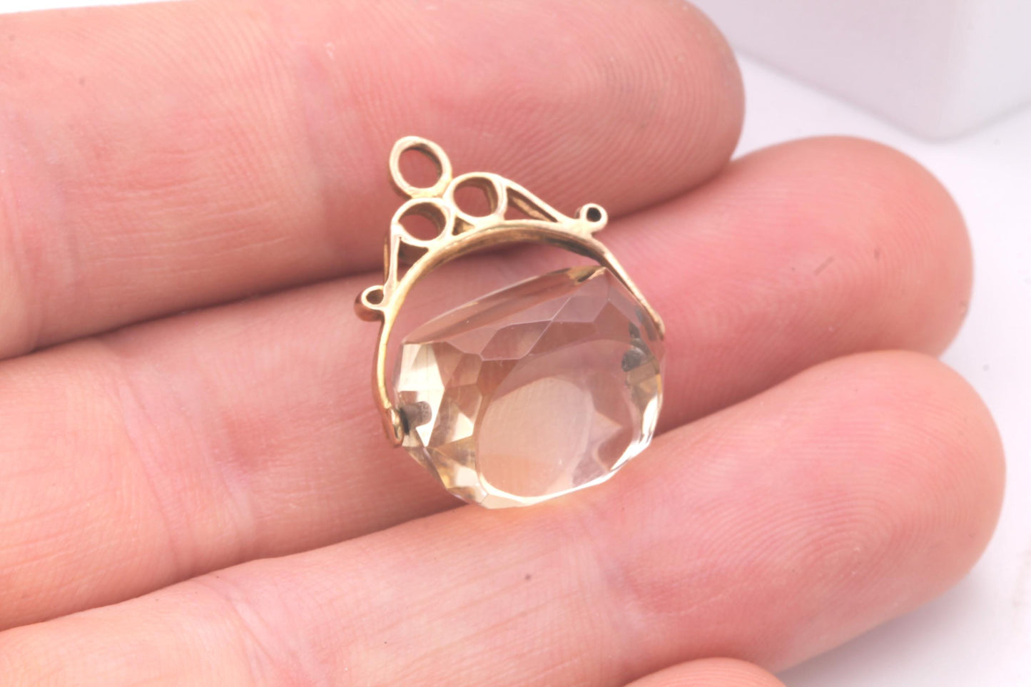 Vintage 9ct Yellow Gold Citrine Spinner Pendant