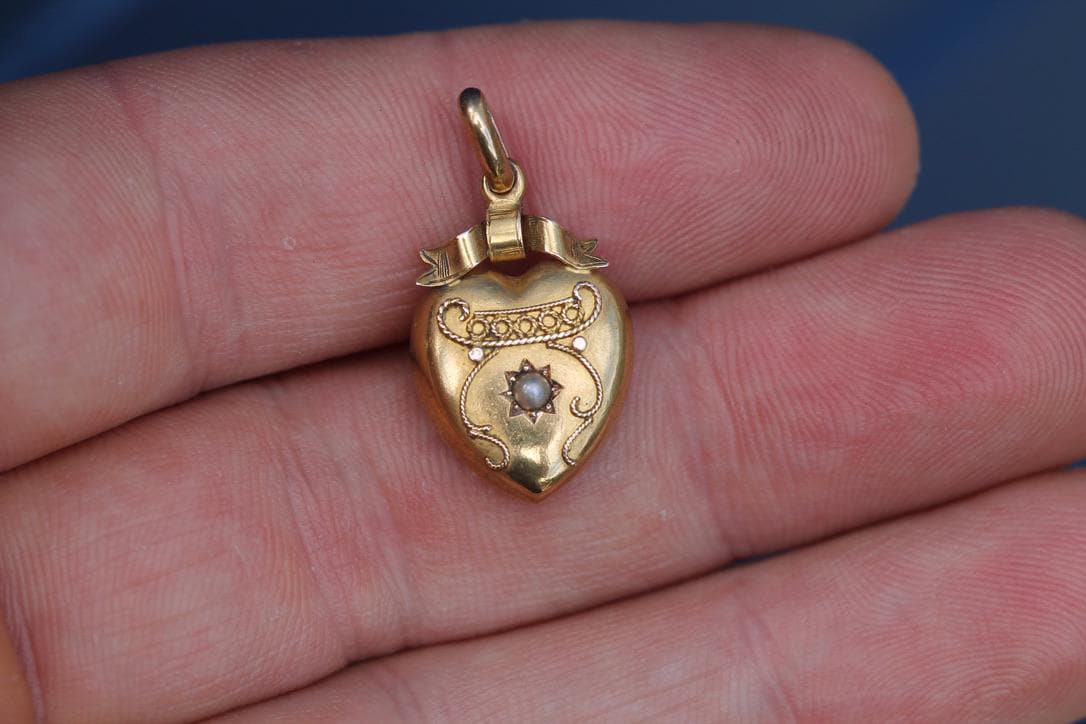 Antique 15ct Gold Heart Pendant | Seed Pearl | Bow Ribbon Motif | Edwardian