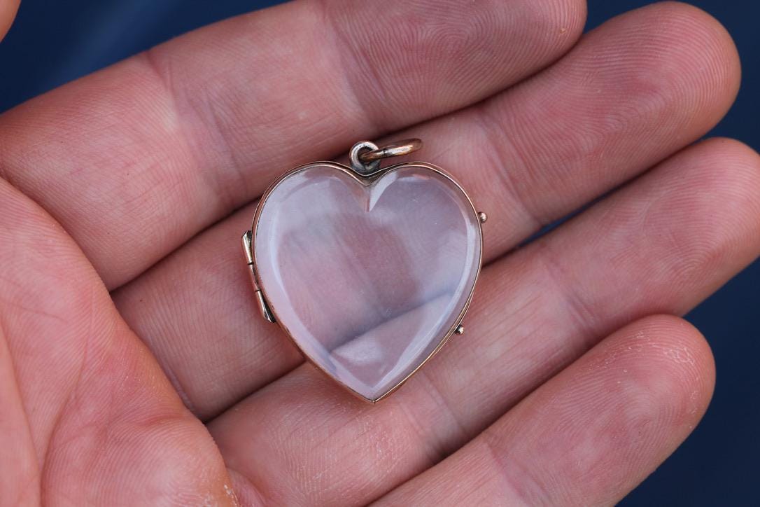 Antique 9ct Gold Heart Shaker Locket | Glass Locket | Victorian