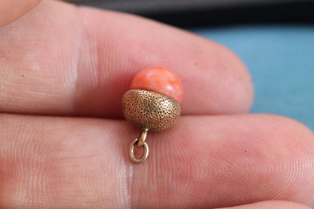 Antique 15ct Gold Acorn Charm | Polished Coral | Victorian