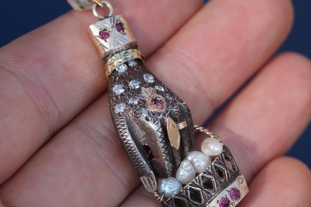 Antique Art Deco 800 Silver & 9ct Gold Pendant | Hand Holding Pearl Basket